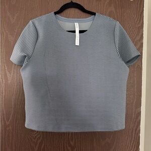 Lululemon Athletica Gray Boxy Ribbed Short Sleeve Tee